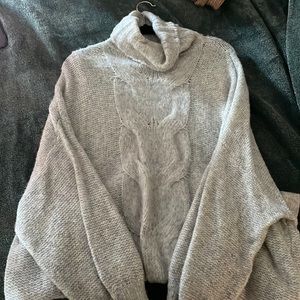 Grey sweater